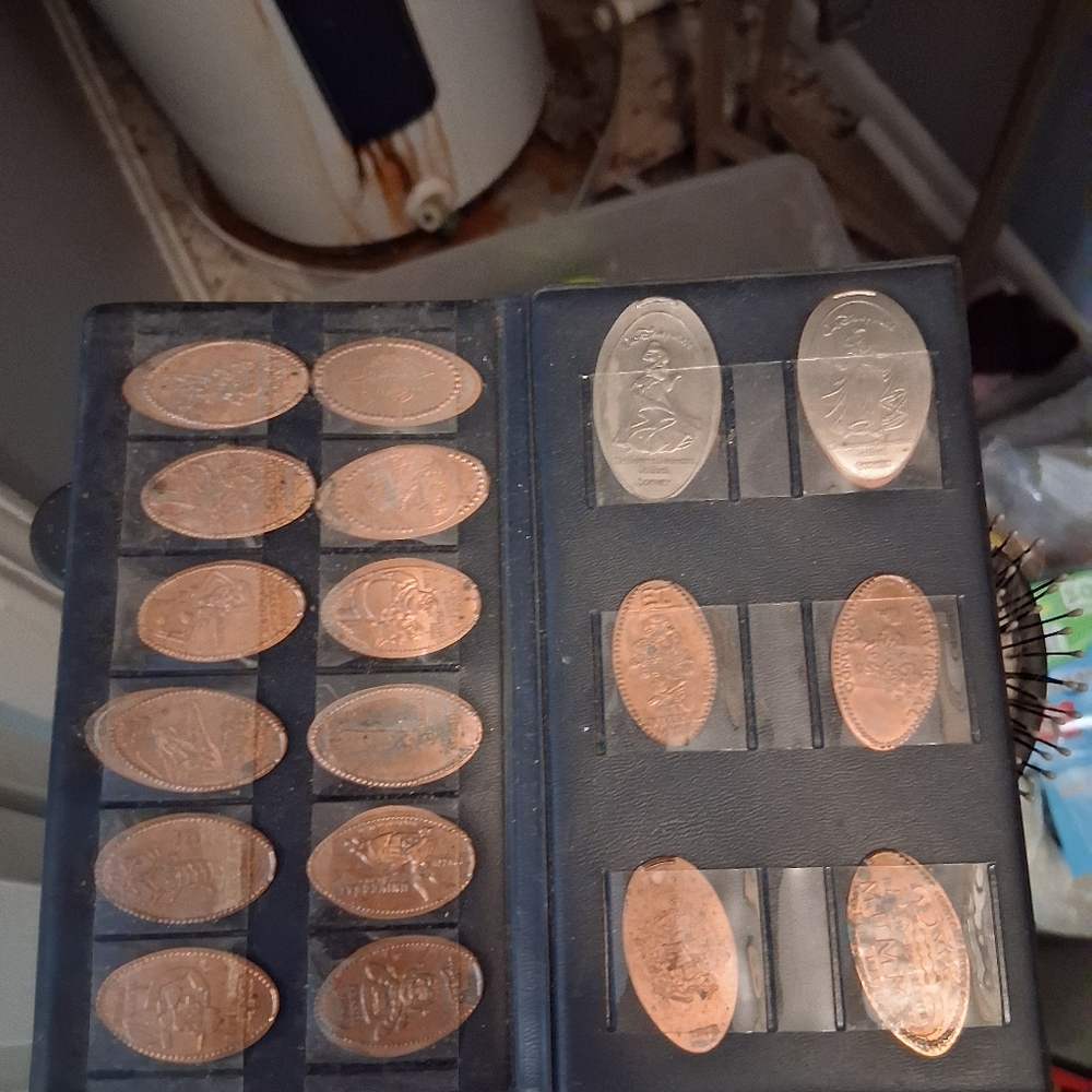 Universal studios pressed penny 36 piece set